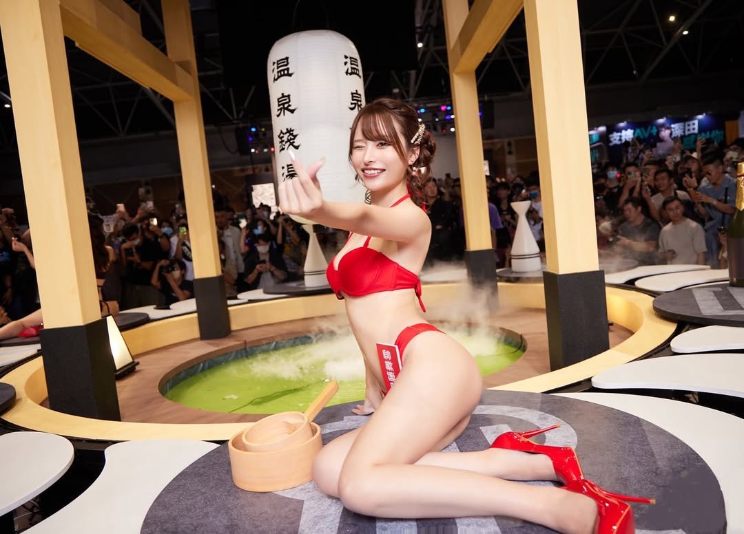 Mayuki Ito “มายูกิ อิโตะ” นางเอกสาว AV ชื่อดัง จากญี่ปุ่น 23