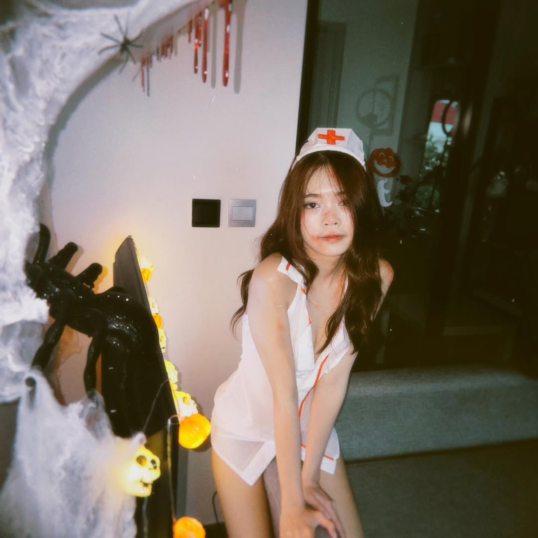 ณชา chanaa2002 Onlyfans สาวสวย 18+ หน้าหมวย ไซส์มินิ 17