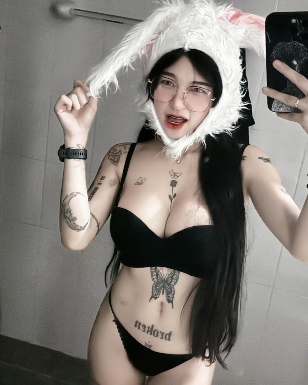 ยูกิ สุจิตรา เน็ตไอดอลชื่อดัง จาก OnlyFans ที่ได้รับความนิยมอย่างมาก 11