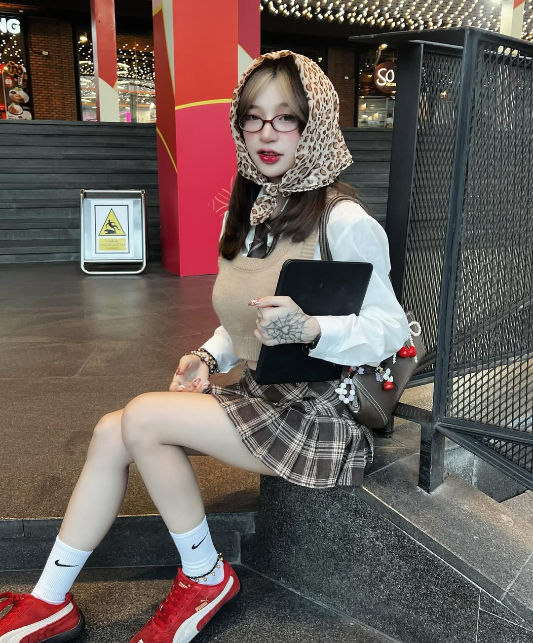 ยูกิ สุจิตรา เน็ตไอดอลชื่อดัง จาก OnlyFans ที่ได้รับความนิยมอย่างมาก 17