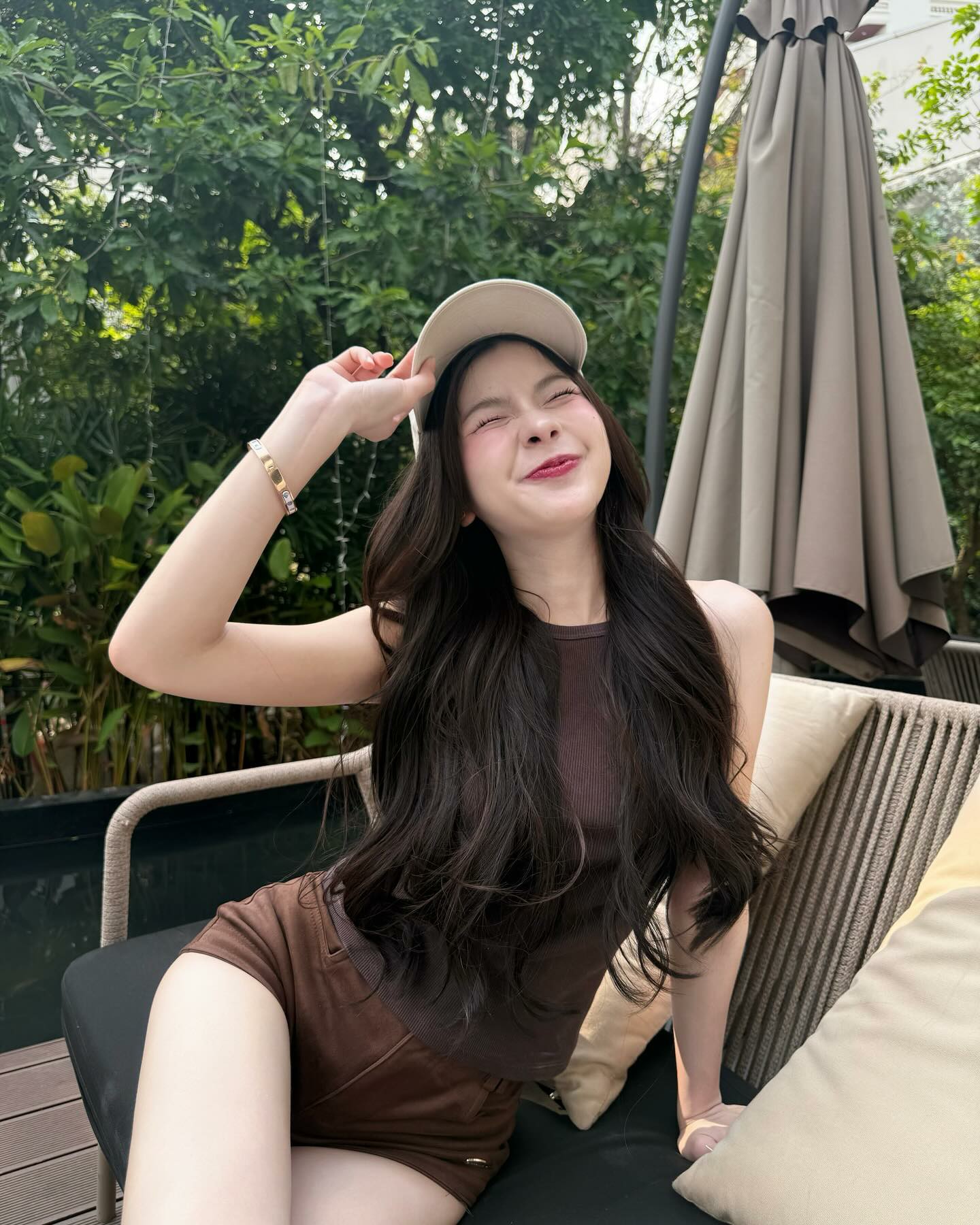 น้องหวาน รวีวรรณ vk สาวหมวยน่ารัก ยิ้มทีใจละลาย 11