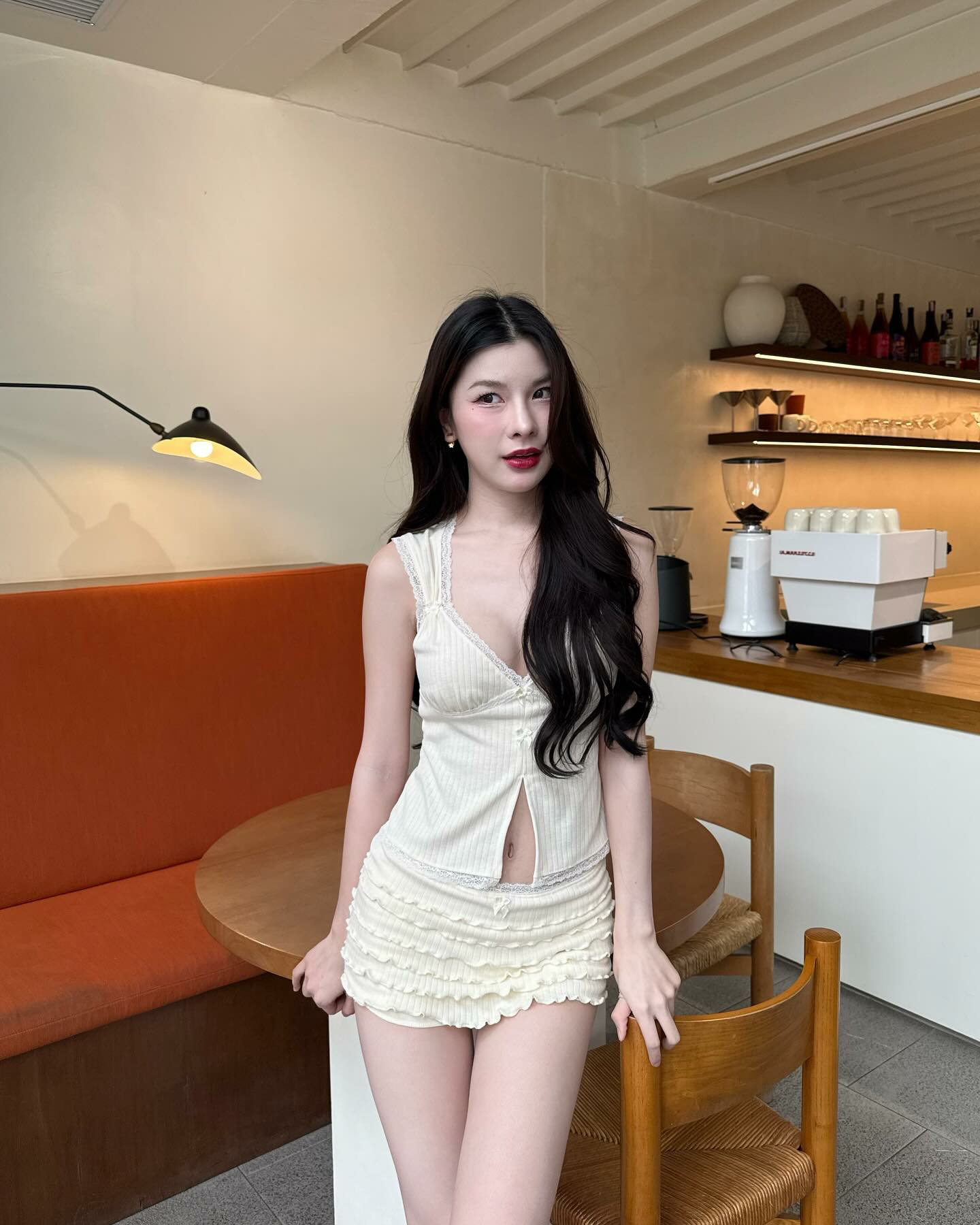 น้องหวาน รวีวรรณ vk สาวหมวยน่ารัก ยิ้มทีใจละลาย 14