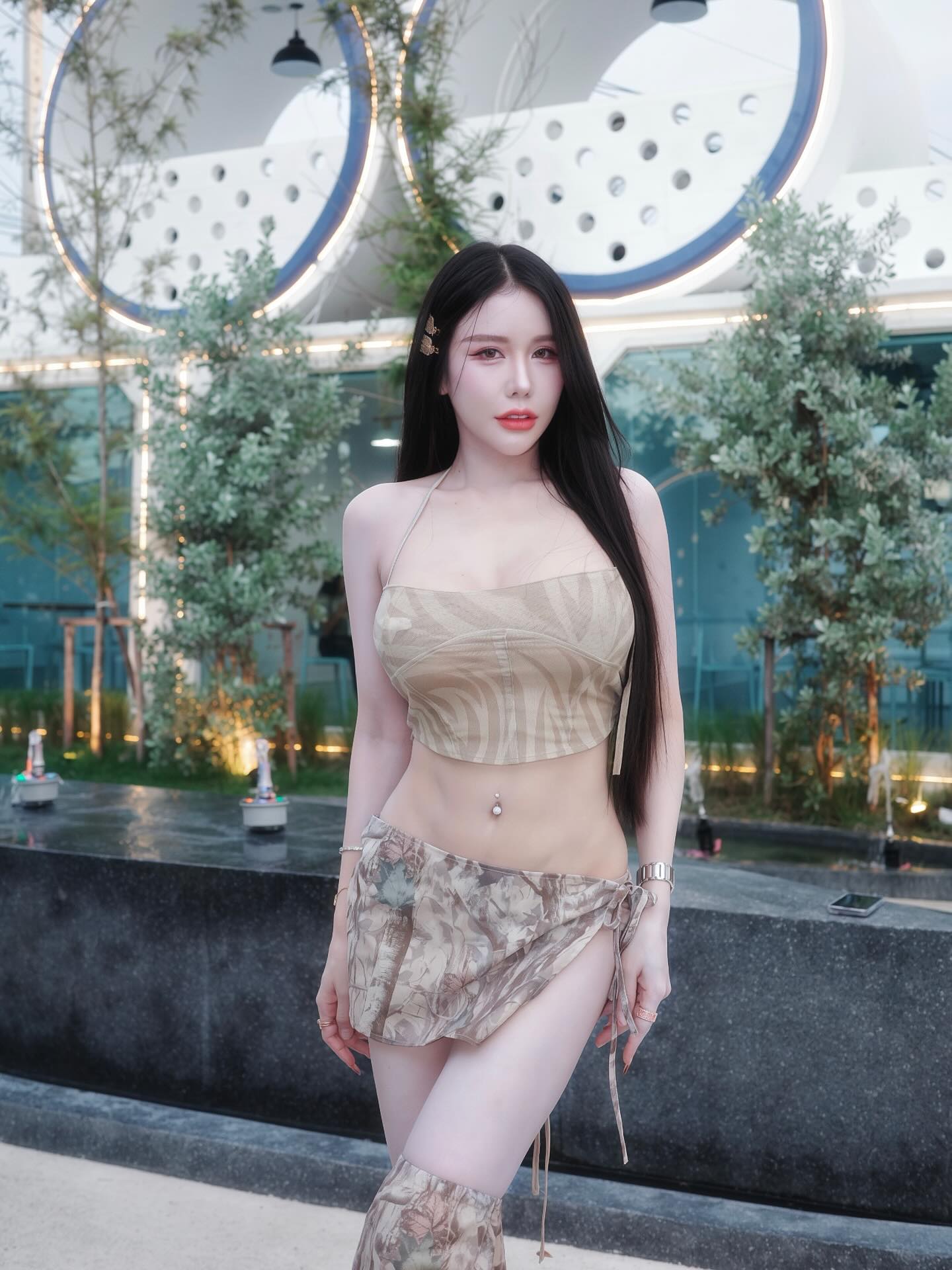 เปิดวาร์ป อามมี่ แม็กซิม นางแบบสาวสุดฮอต เสน่ห์เกินต้านที่แฟน ๆ จับตามอง 3